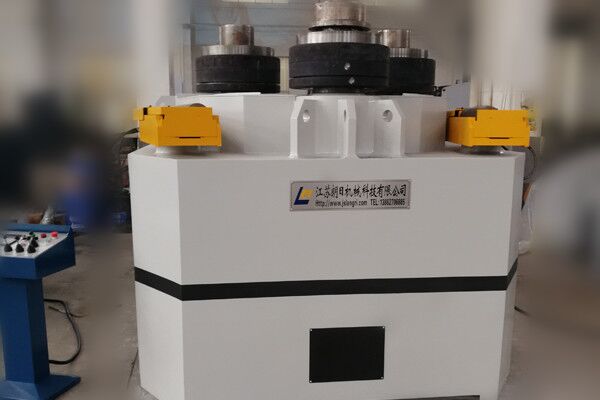 關(guān)于型材彎曲機，這些注意事項不可忽視
